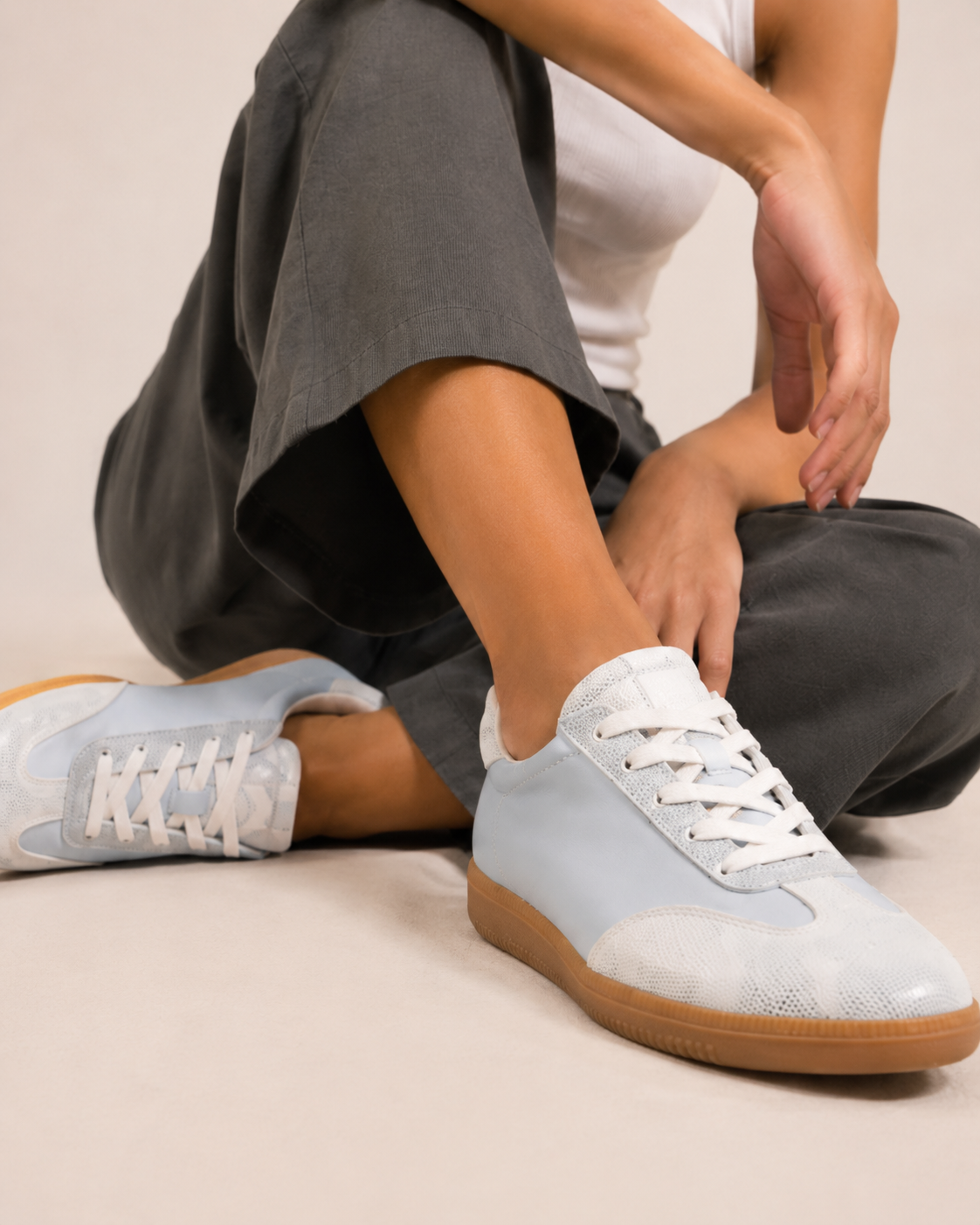 ZAPATILLA KILLA CELESTE PLATA