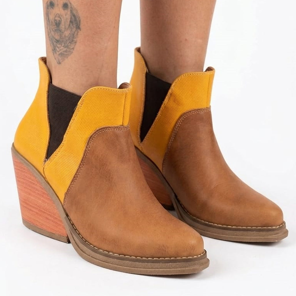 BOTIN MÓNICA CAMEL AMARILLO