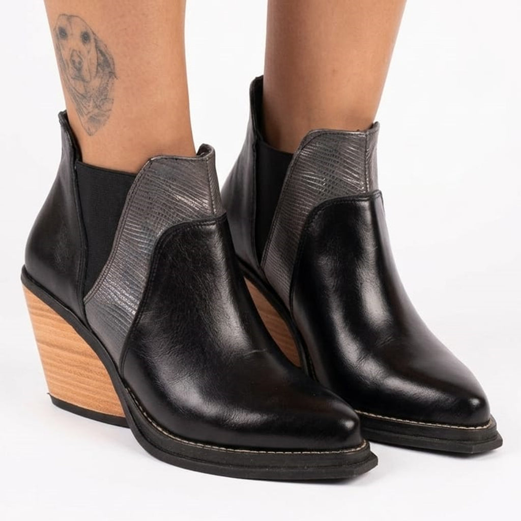 BOTIN MÓNICA NEGRO PLATA
