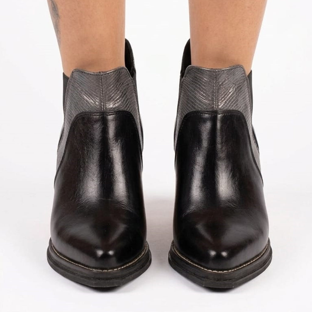 BOTIN MÓNICA NEGRO PLATA